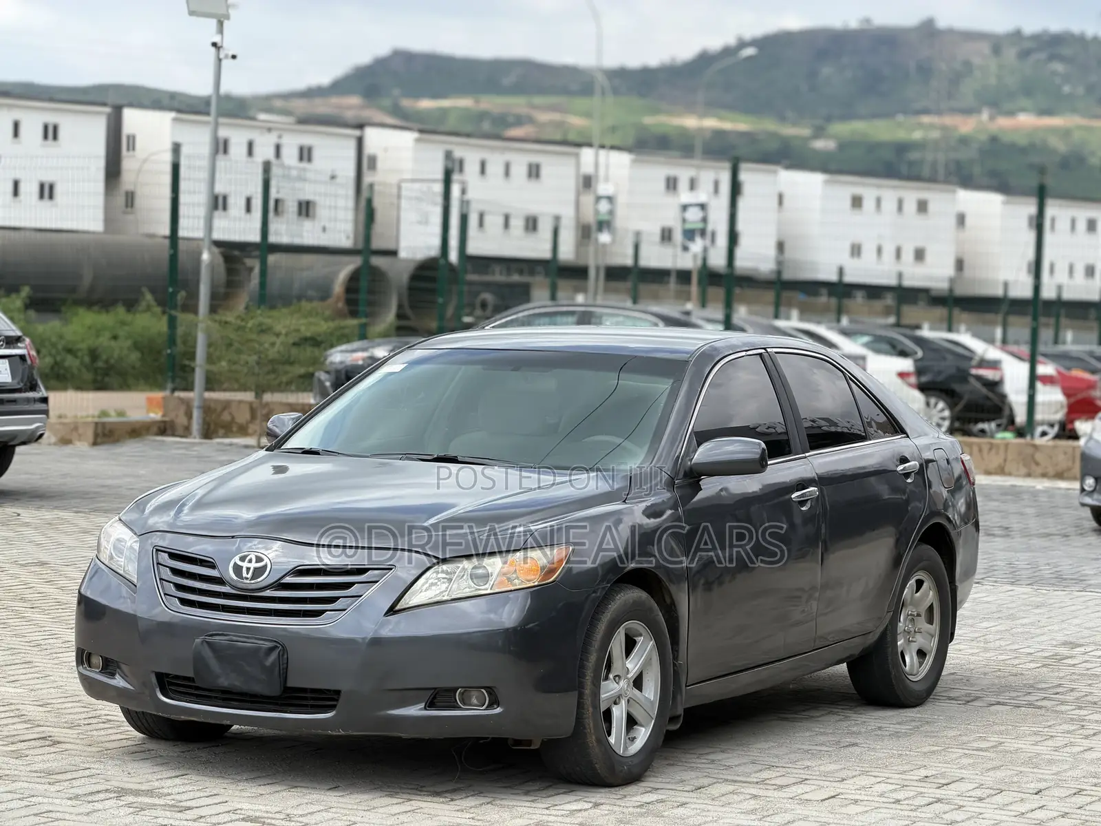 Toyota Camry LE 4dr Sedan (2.4L 4cyl 5A) 2008 Gray