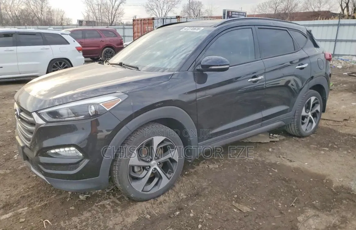 Hyundai Tucson Limited AWD 2016 Black