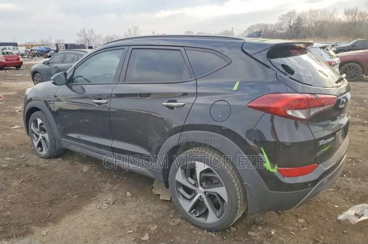 Hyundai Tucson Limited AWD 2016 Black