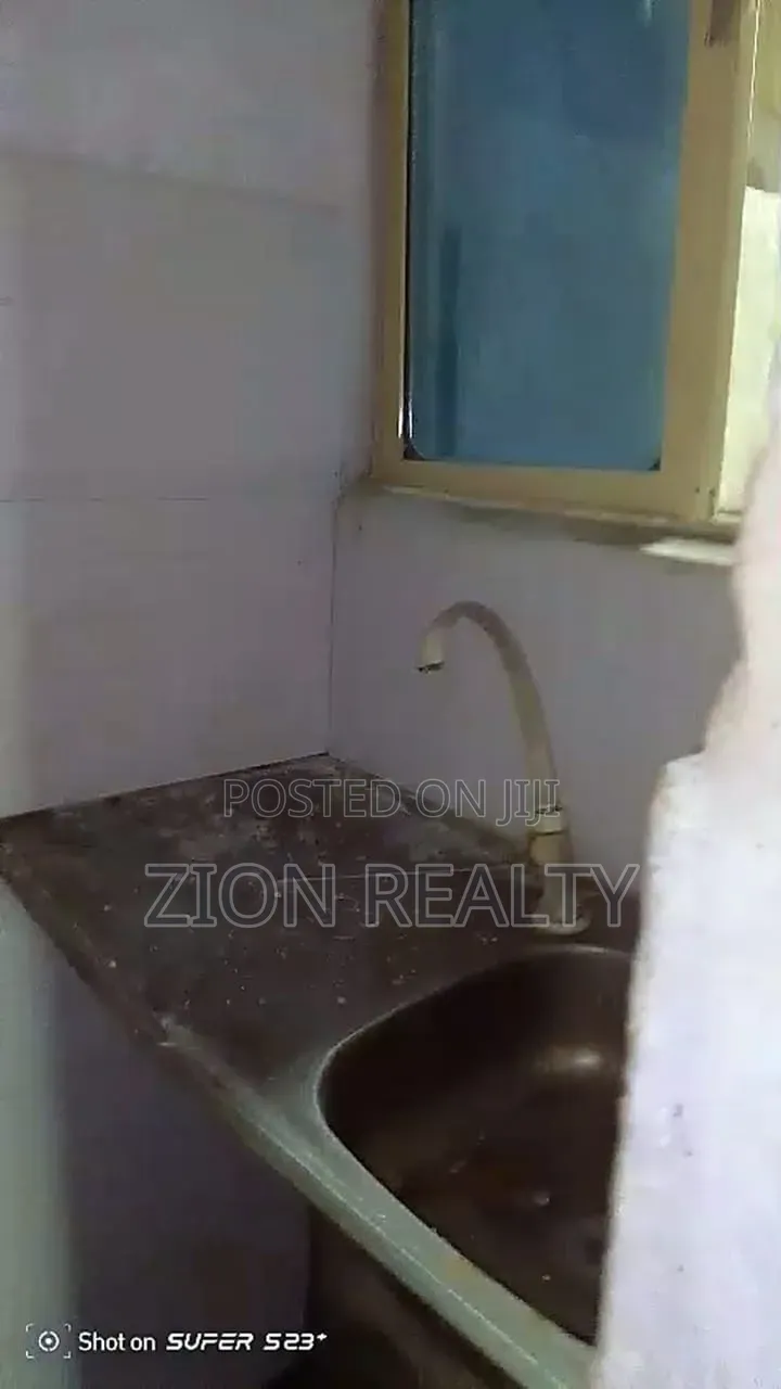 1bdrm Bedsitter in New Road, Ibeju for rent