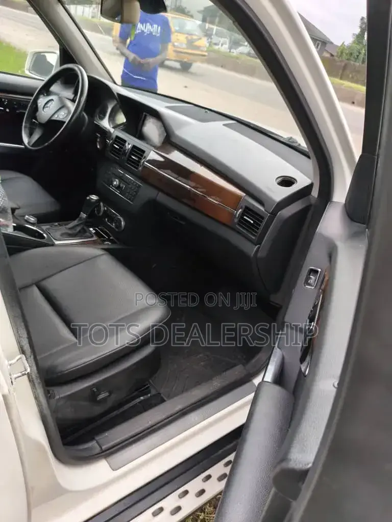 Mercedes-Benz GLK-Class 2011 White