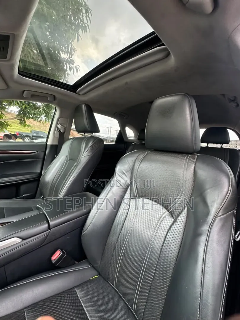 Lexus RX 2019 White