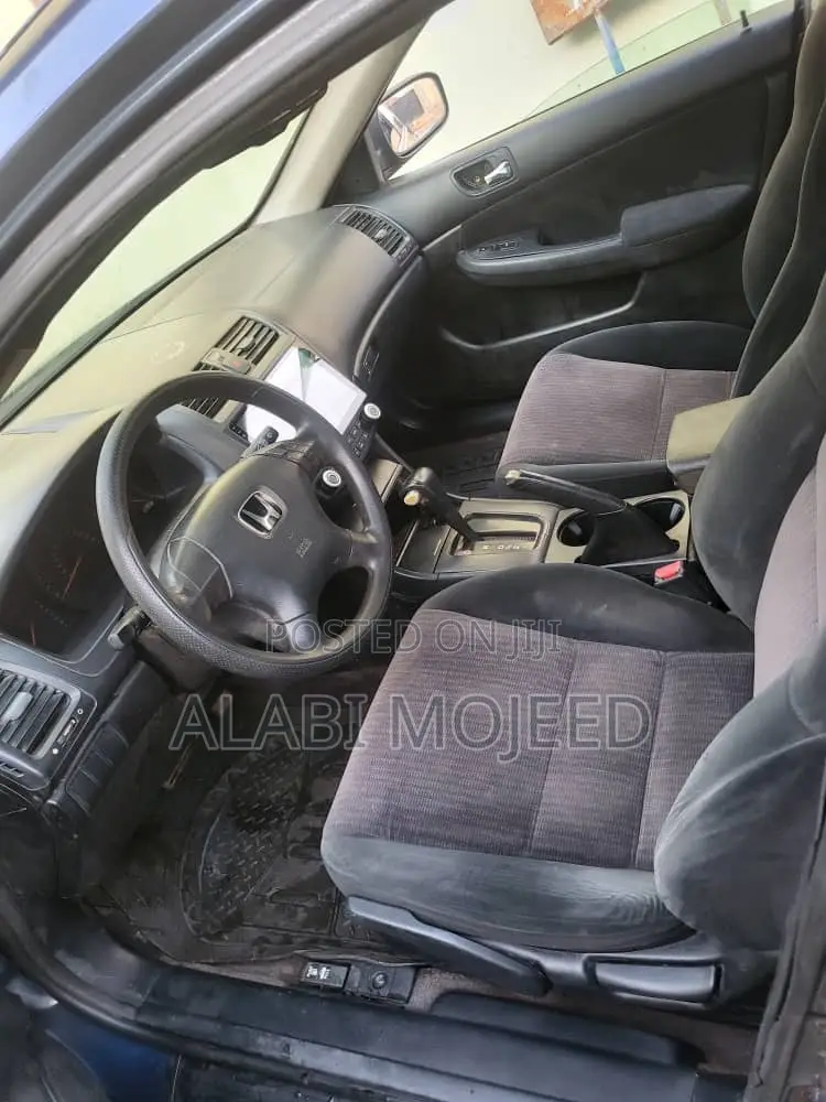 Honda Accord Automatic 2005 Blue