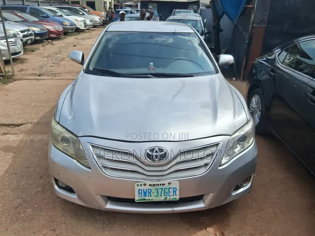 Toyota Camry 2008 Silver