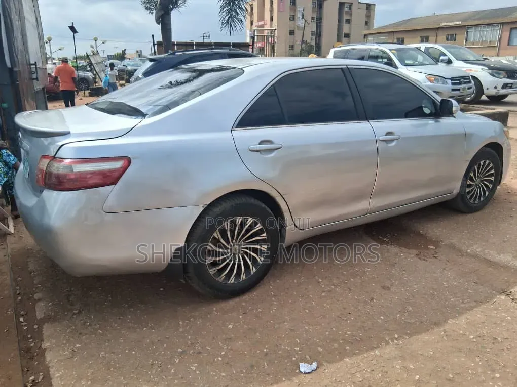 Toyota Camry 2008 Silver