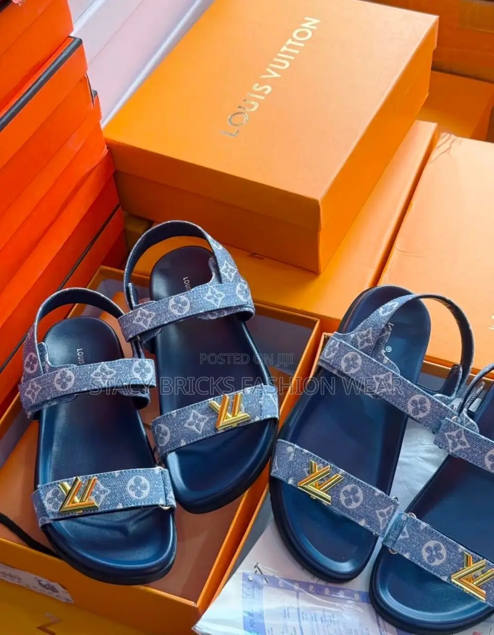 Luxury Louis Vitton Sandal Comes With Branded Box