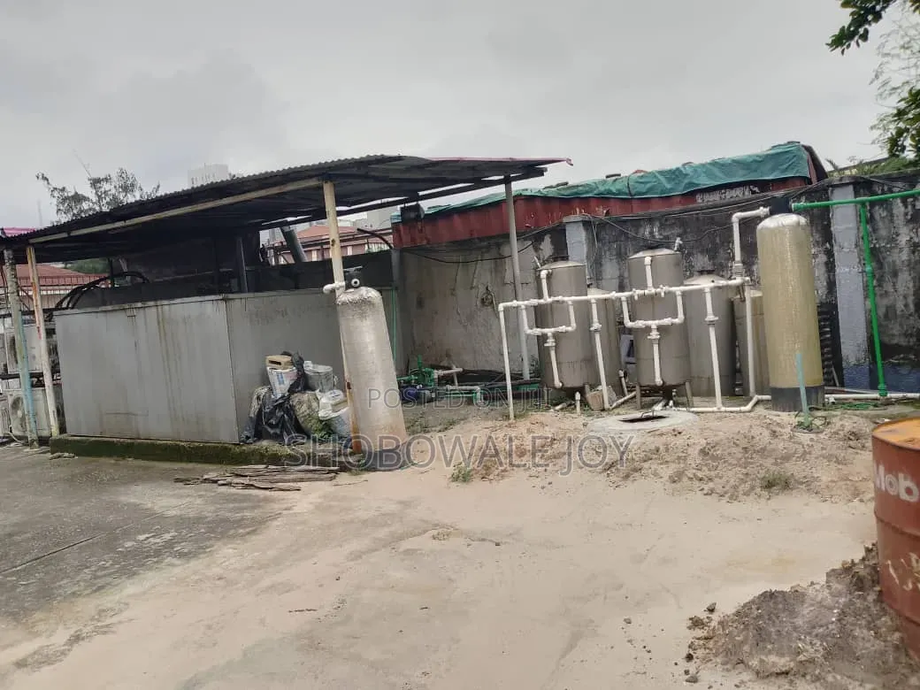 1st Floor Commercial Fully Detached Duplex