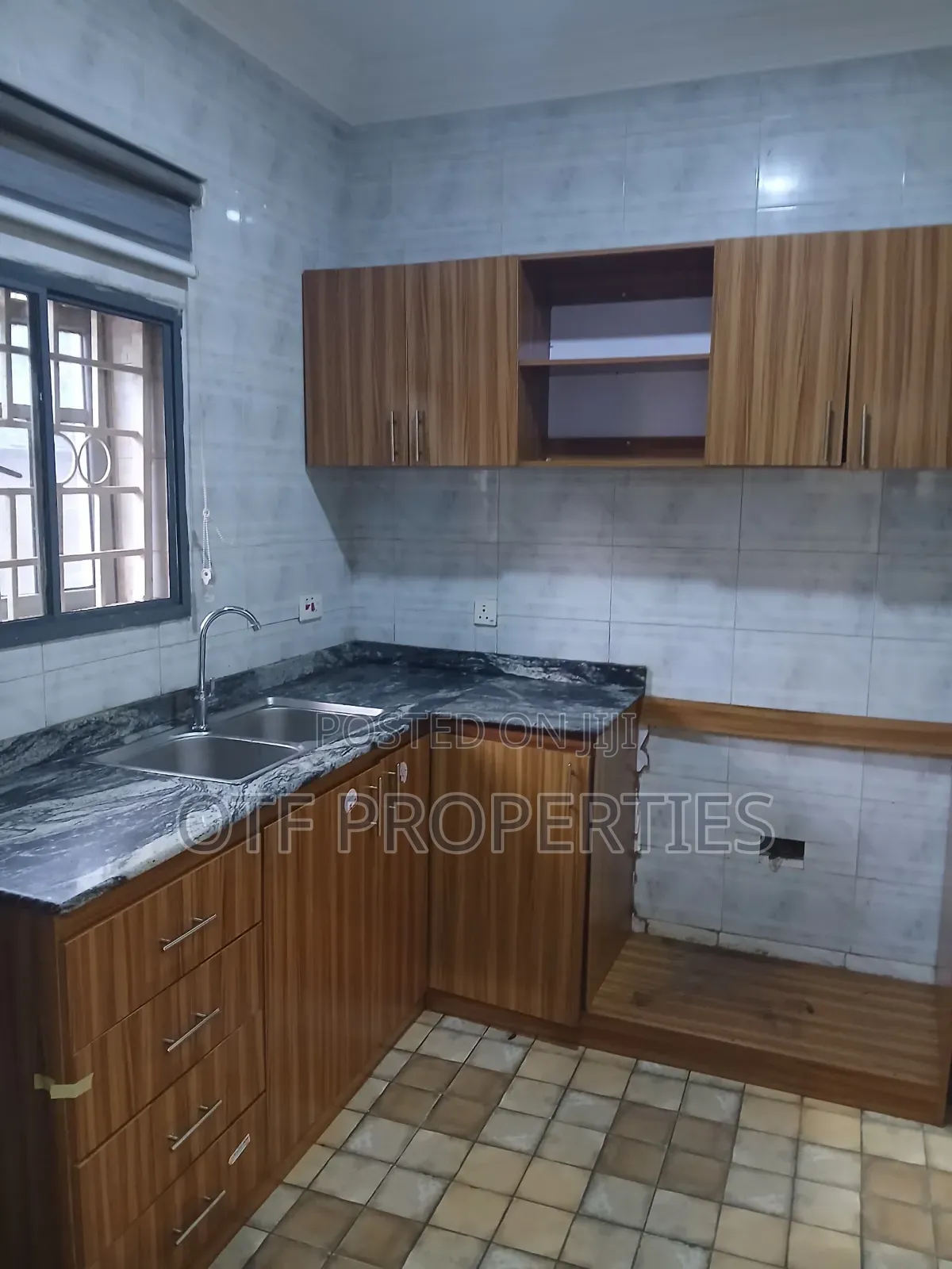 2bdrm Block of Flats in Fo1, Kubwa for rent