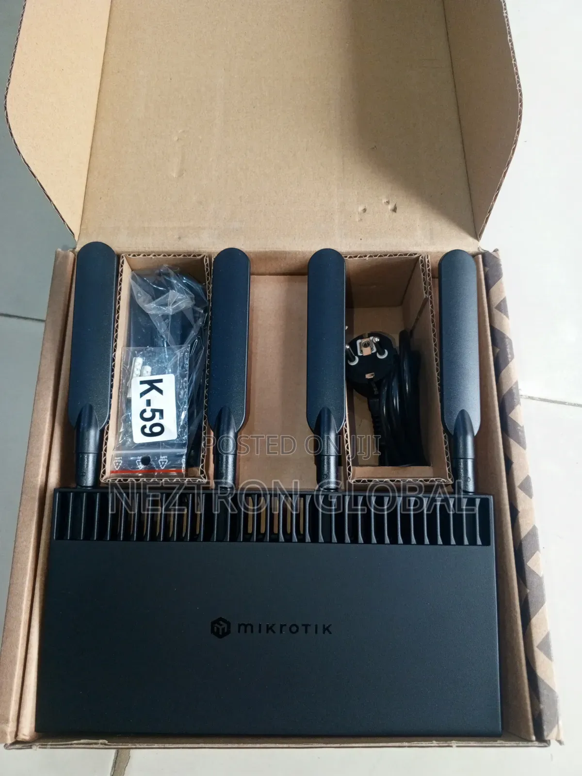 Mikrotik RB4011iGS+5HacQ2HnD-In
