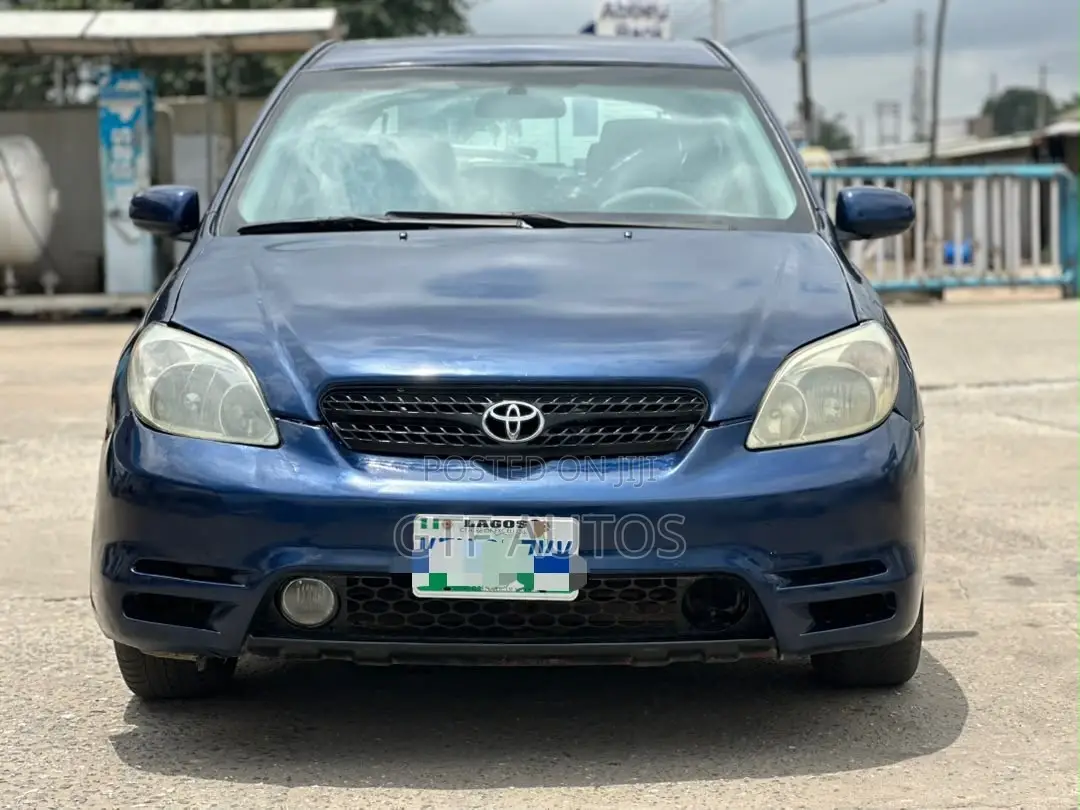 Toyota Matrix XR Hatchback FWD (1.8L 4cyl 4A) 2008 Blue