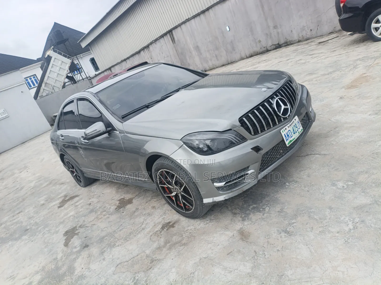 Mercedes-Benz C300 2010 Gray