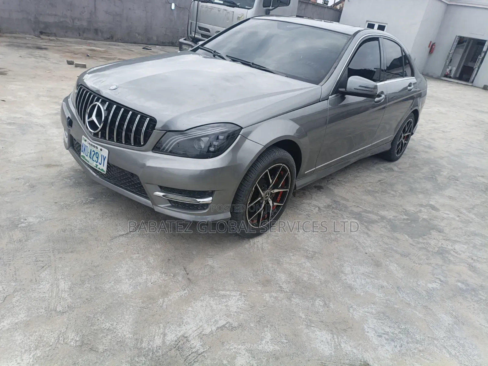 Mercedes-Benz C300 2010 Gray