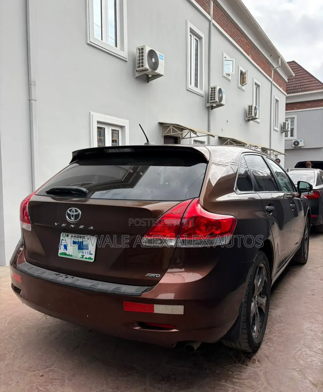 Toyota Venza 2010 Brown