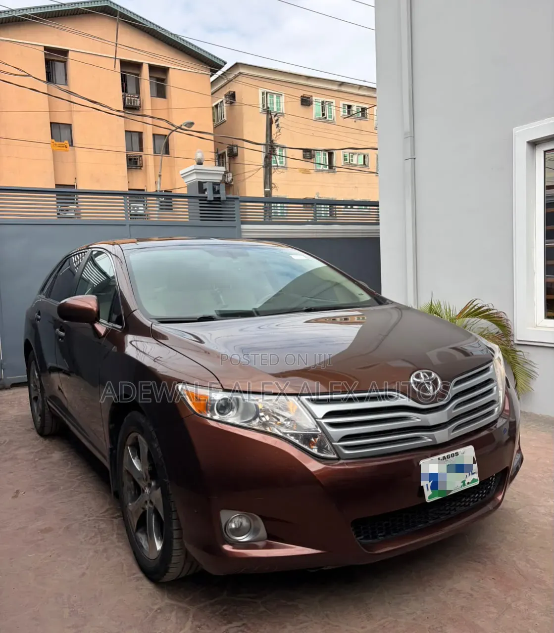 Toyota Venza 2010 Brown