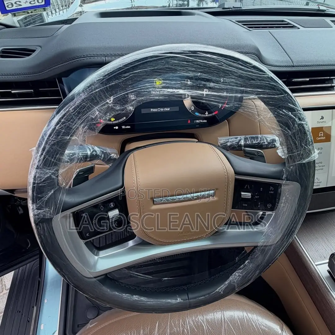 Land Rover Range Rover Vogue 2024 Black