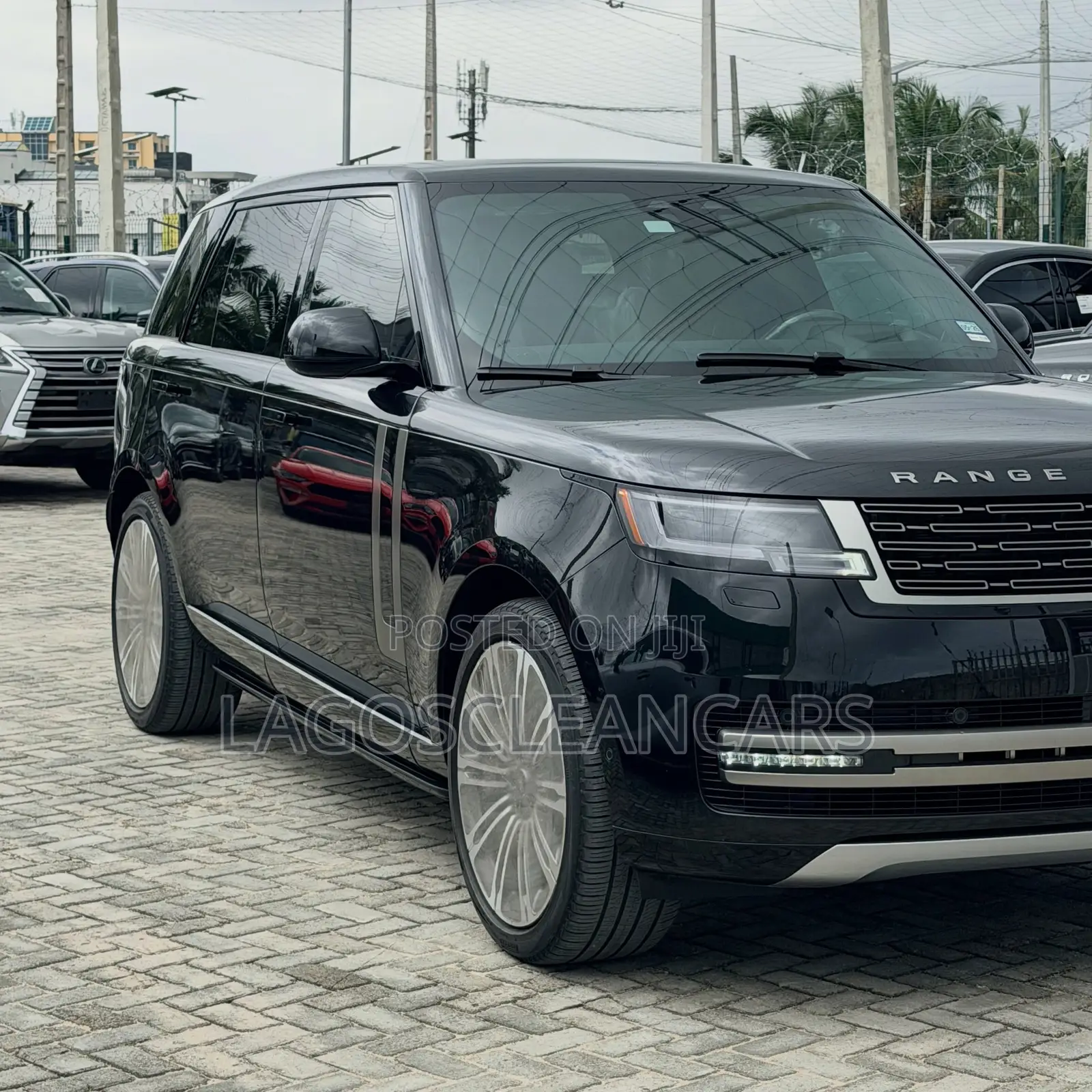 Land Rover Range Rover Vogue 2024 Black