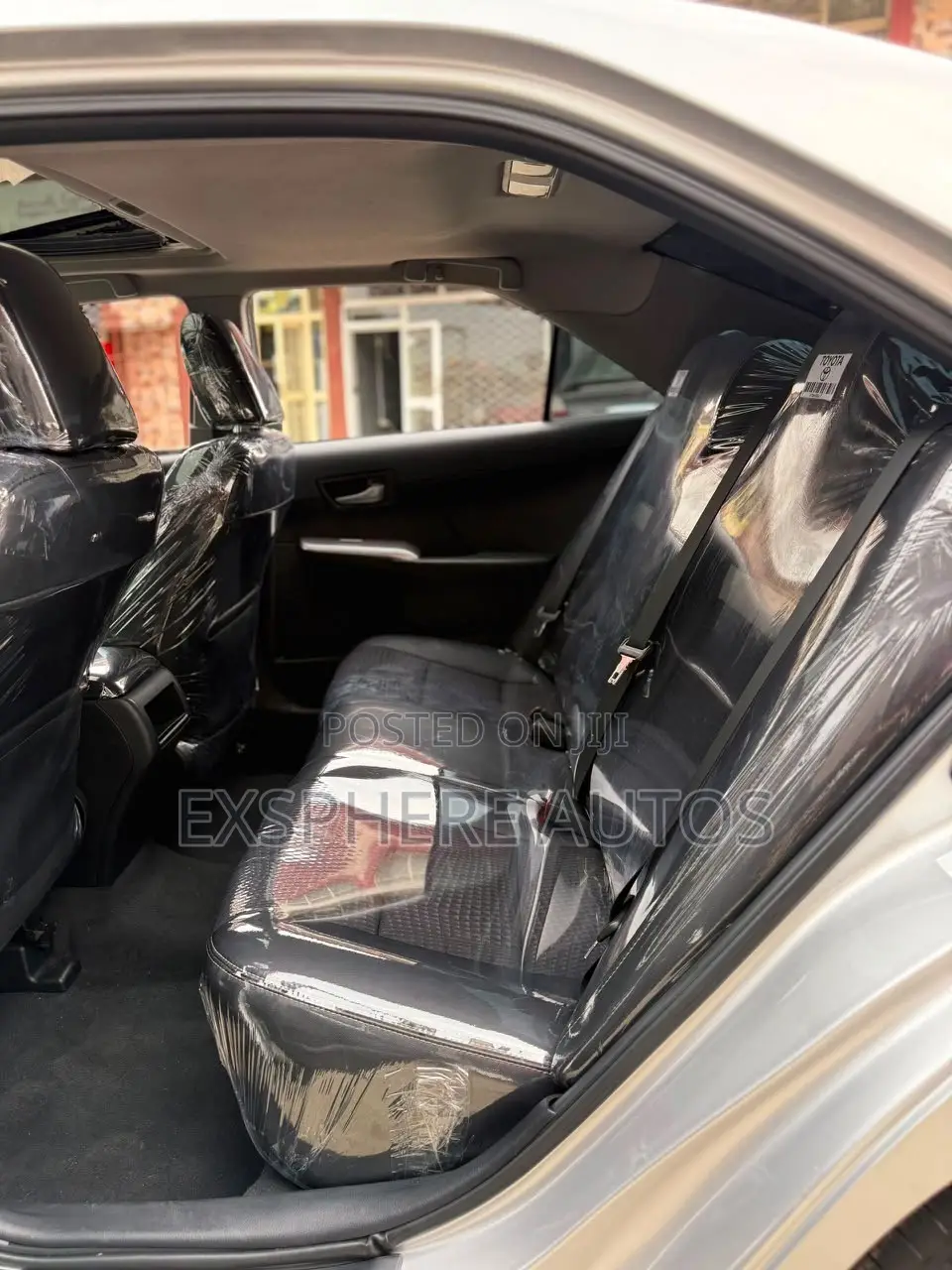 Toyota Camry SE 4dr Sedan (2.5L 4cyl 6A) 2013 Silver