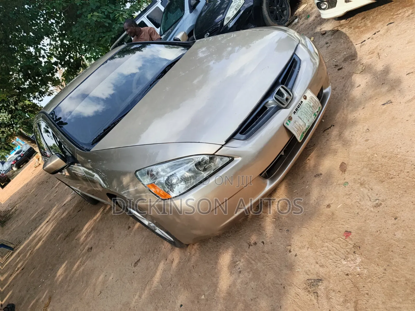 Honda Accord 2004 Gold