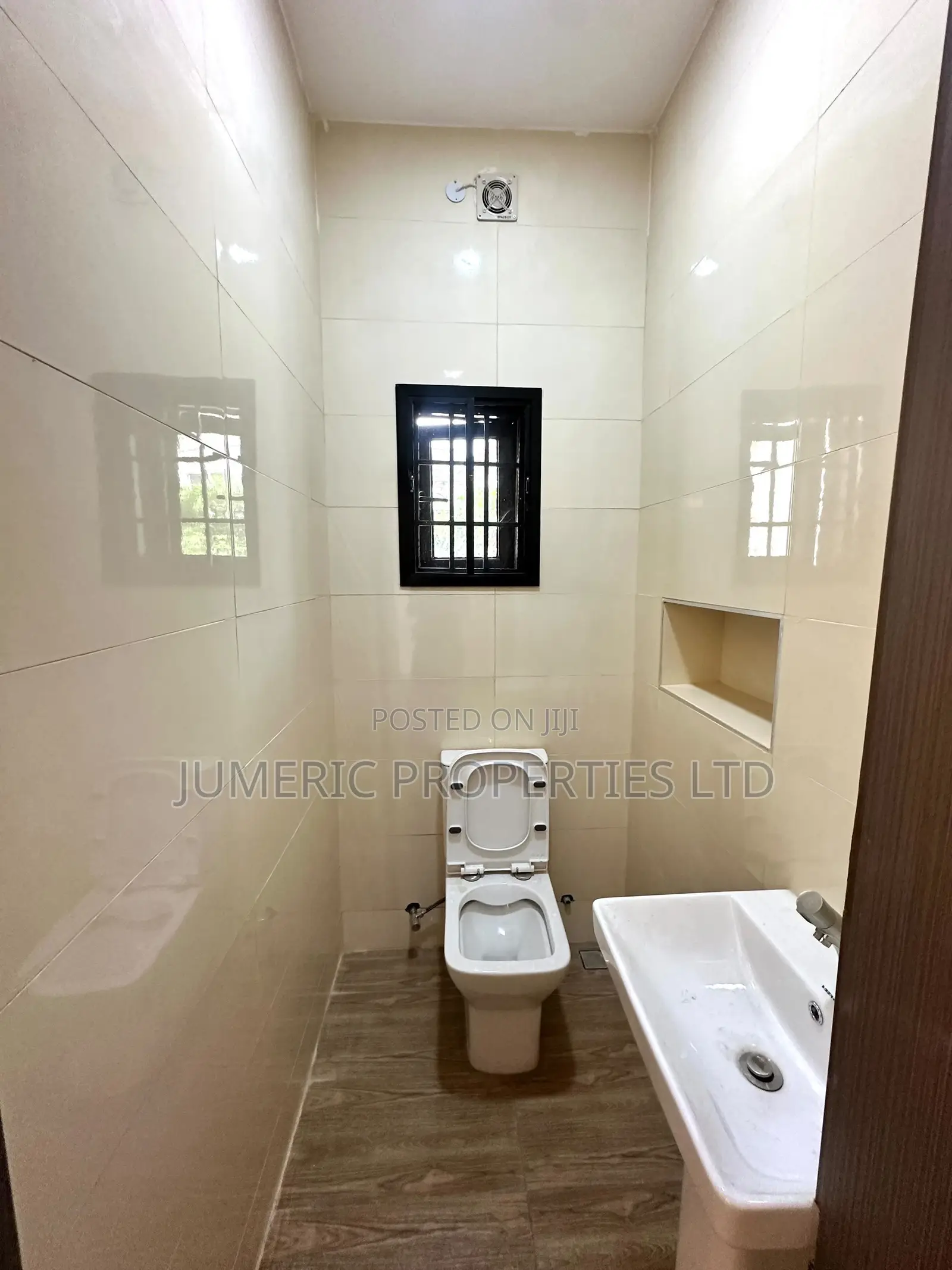 4bdrm Duplex in Apo District for rent
