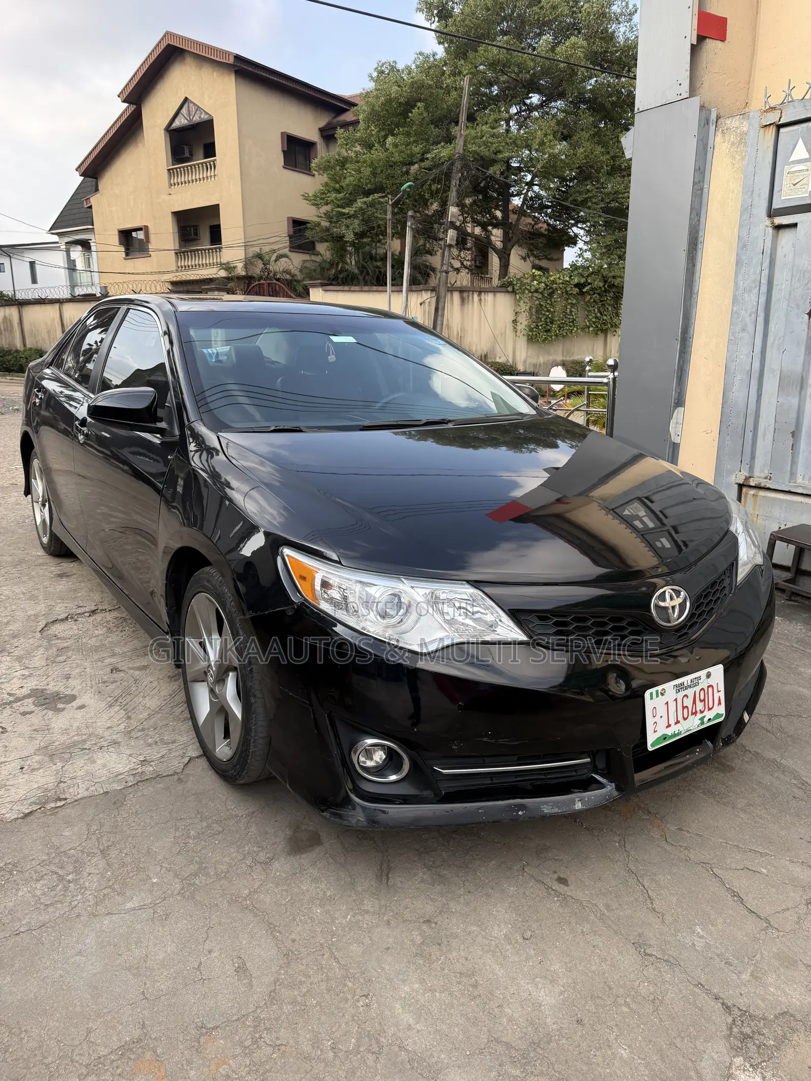 Toyota Camry XLE V6 4dr Sedan (3.5L 6cyl 6A) 2012 Black