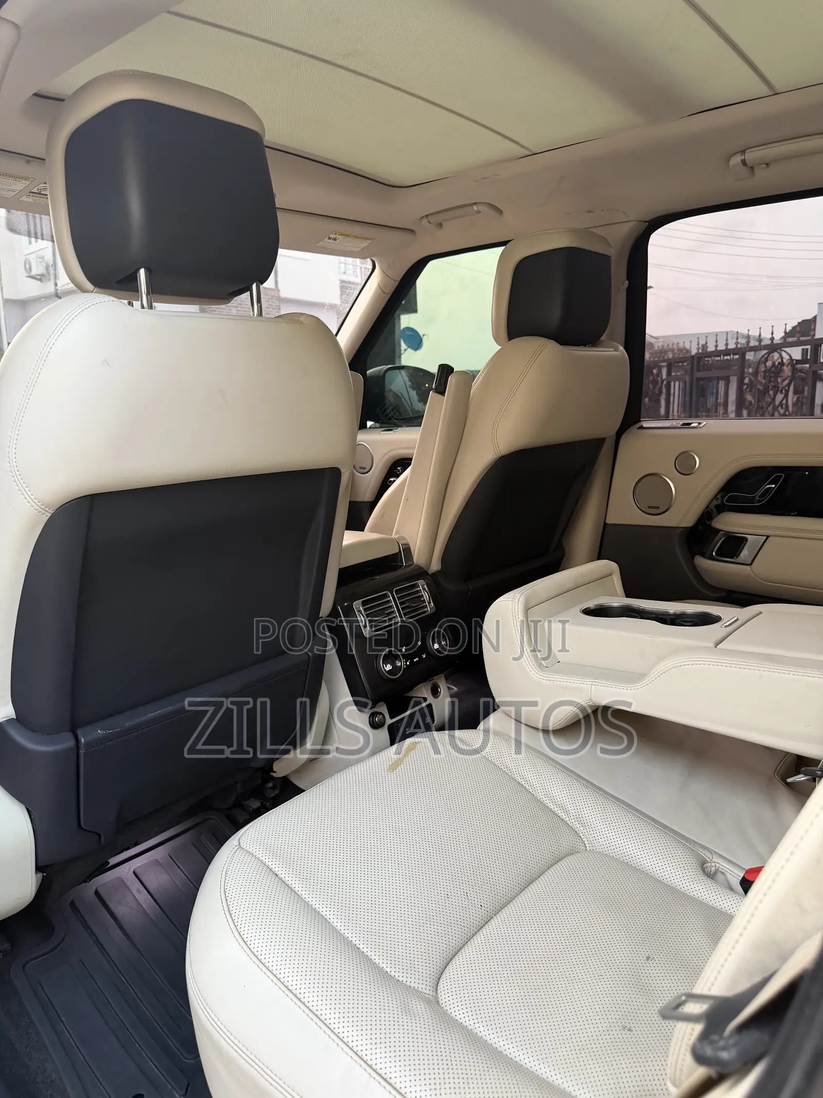 Land Rover Range Rover 3.0L V6 Supercharged HSE 2019 Black