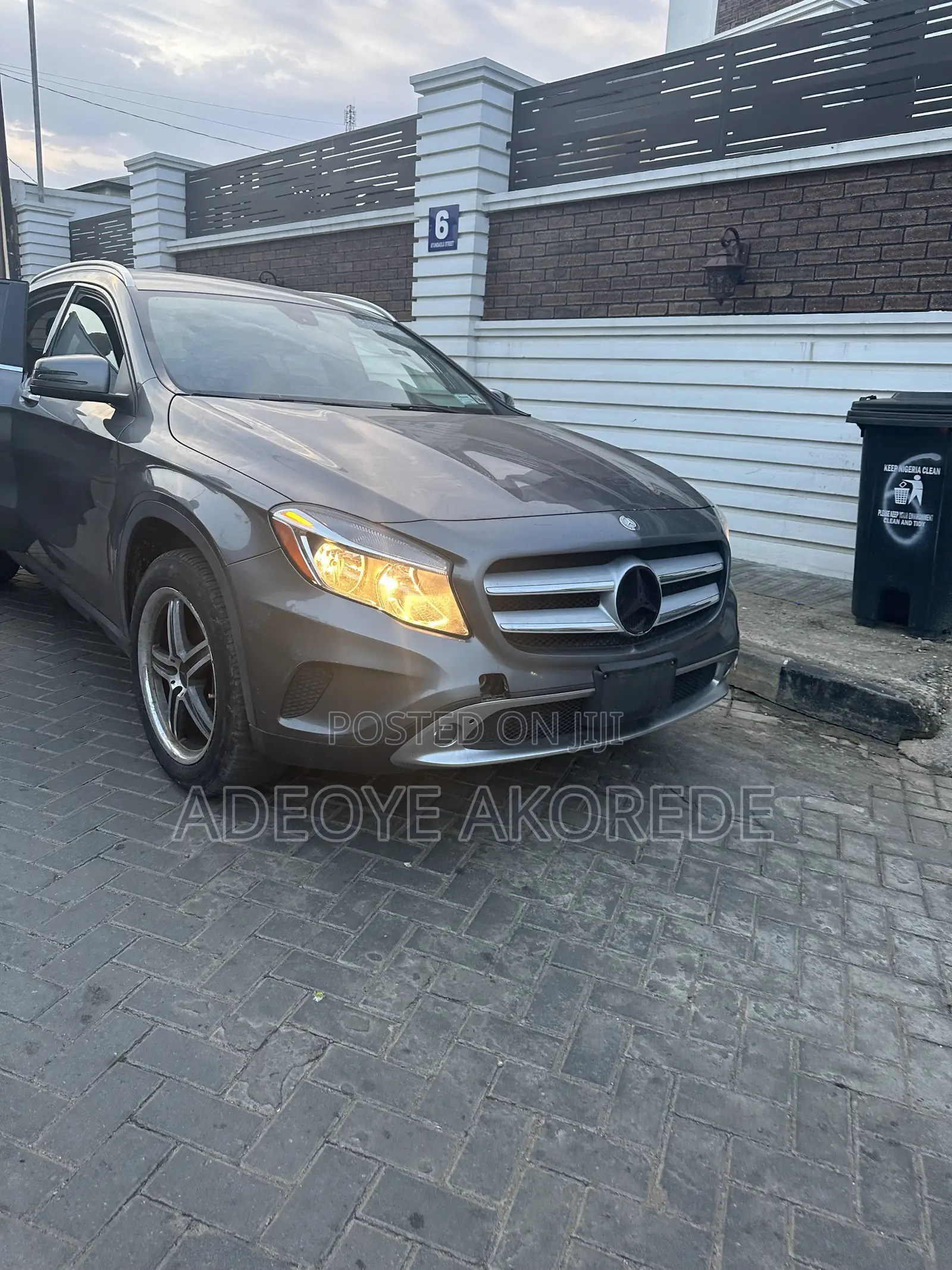Mercedes-Benz GLA 250 2017 Gray