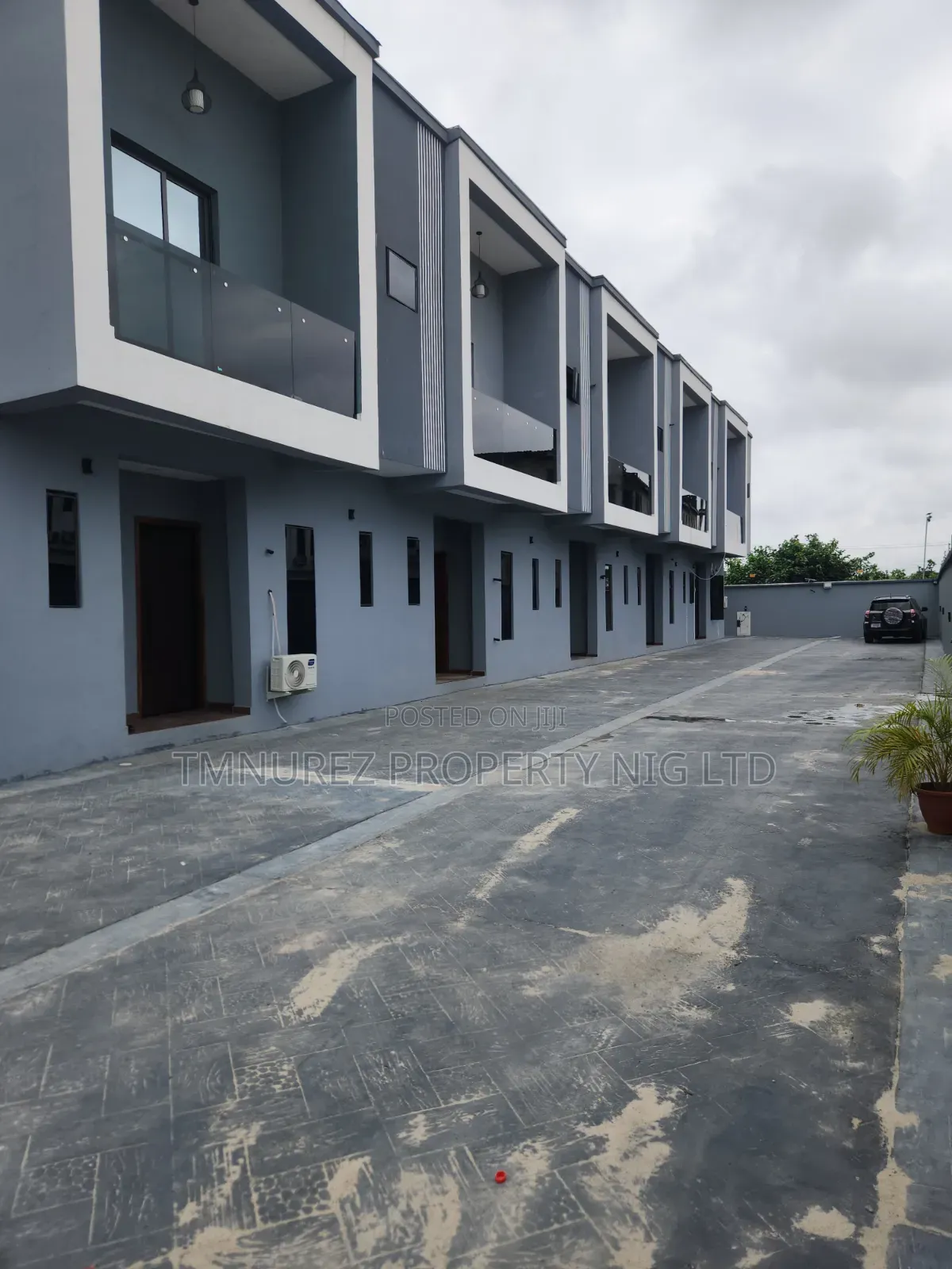 4bdrm Duplex in Abraham Adesanya for sale