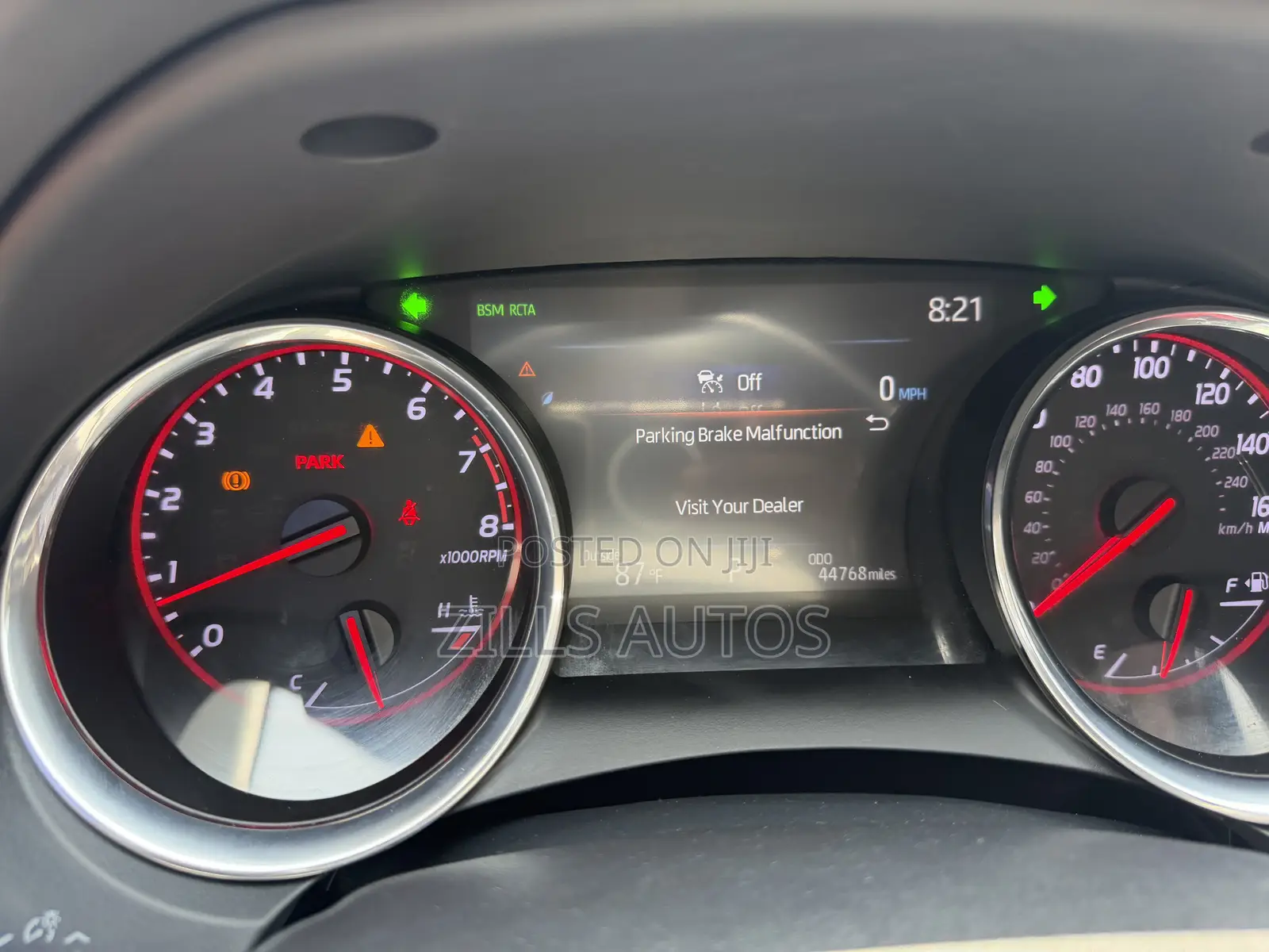 Toyota Camry XSE V6 (3.5L V6 8A) 2019 White