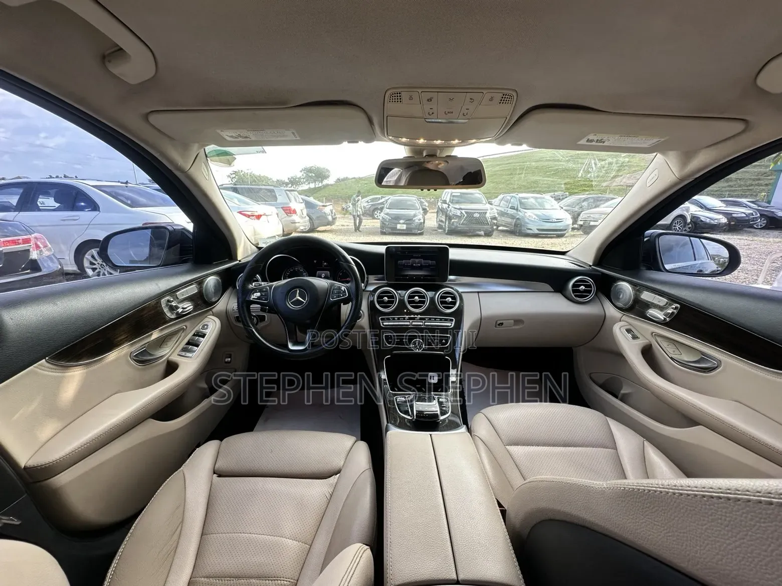 Mercedes-Benz C300 2016 Blue