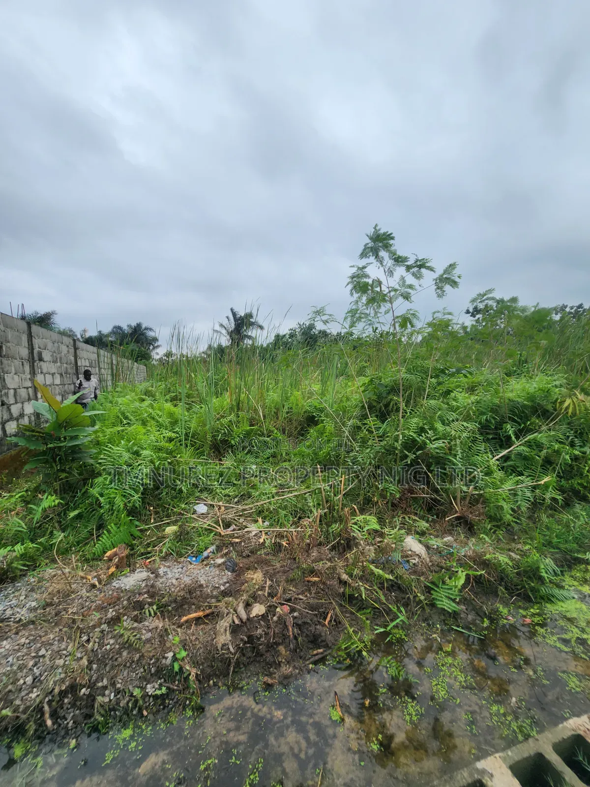 A Very Good Land of 400 SQM for Sale at Abijo