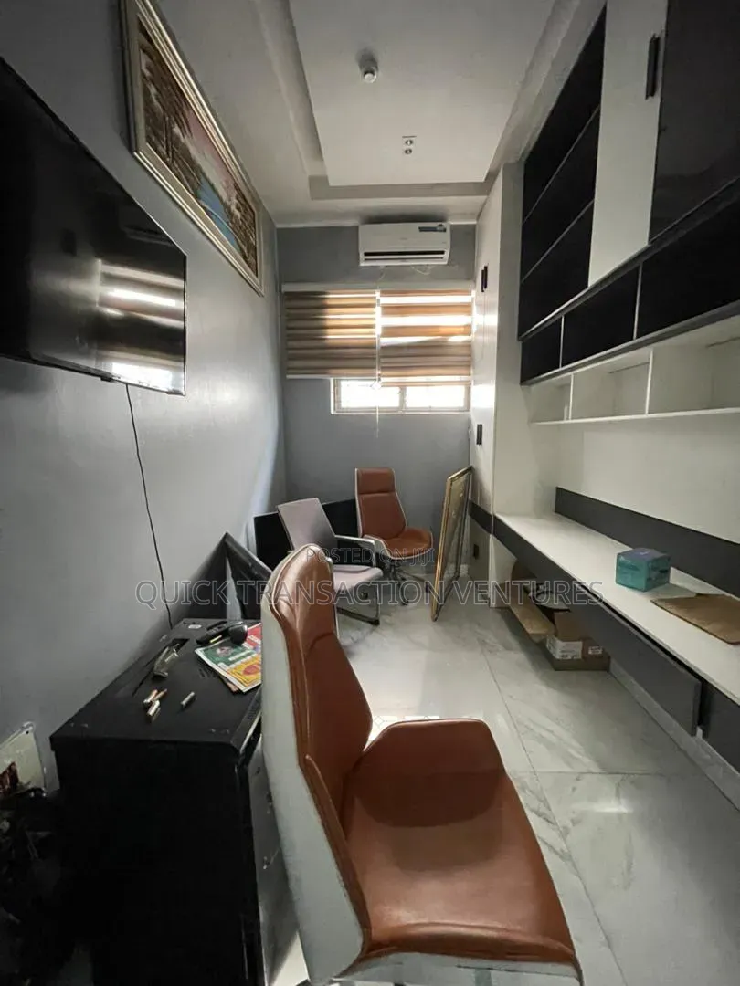 Furnished 6bdrm Duplex in Pinnock Beach Estate, Osapa london for sale