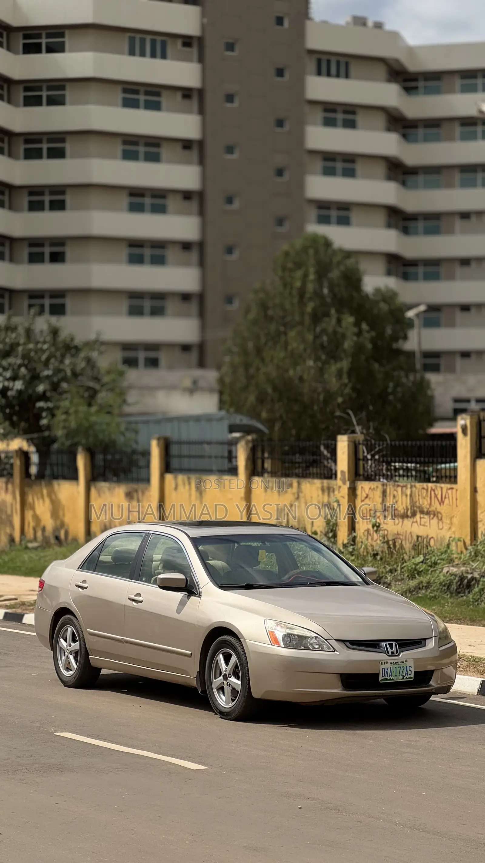 Honda Accord 2005 Gold
