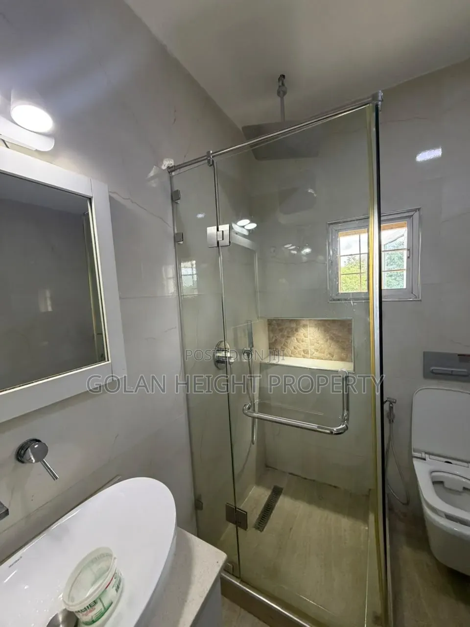 4bdrm Townhouse / Terrace in Diplomatic Zone, Katampe Extension