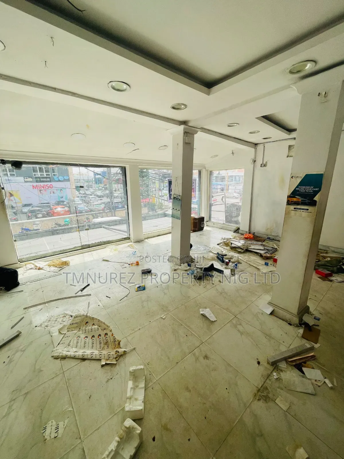 Shop for Rent Direct Faccing Road at Admiralty Lekki Phase1