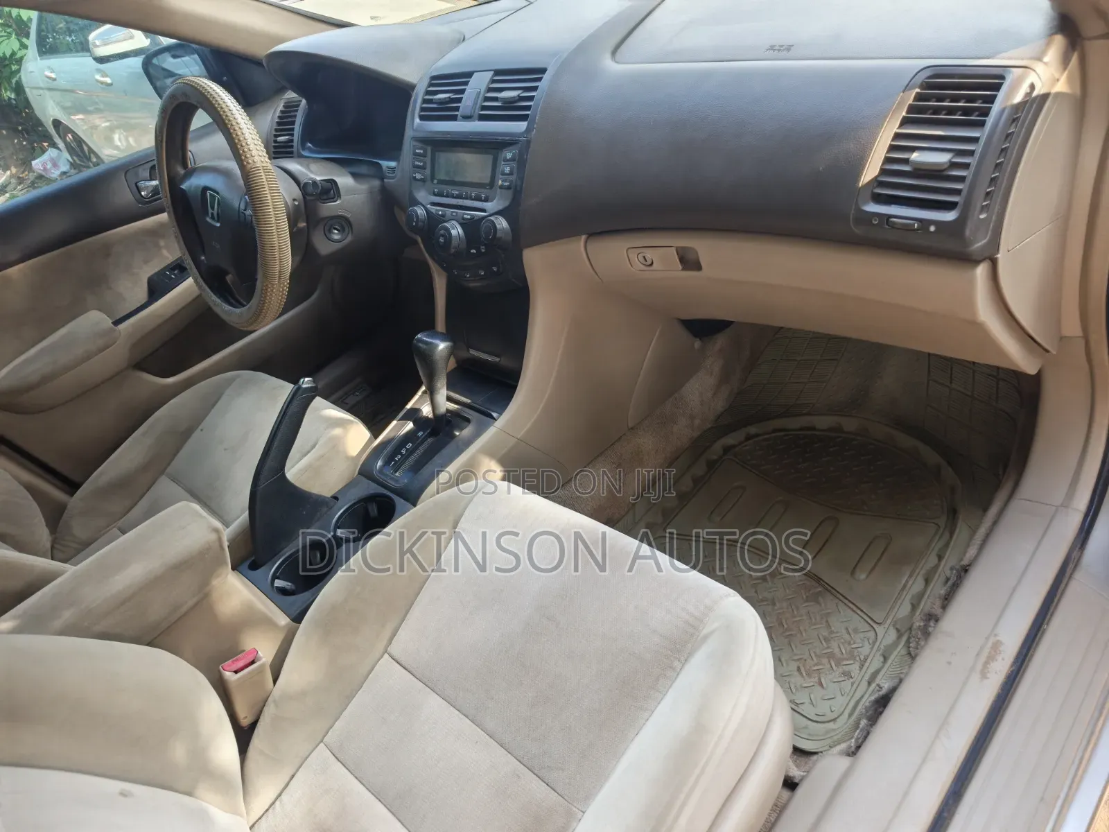 Honda Accord 2004 Gold