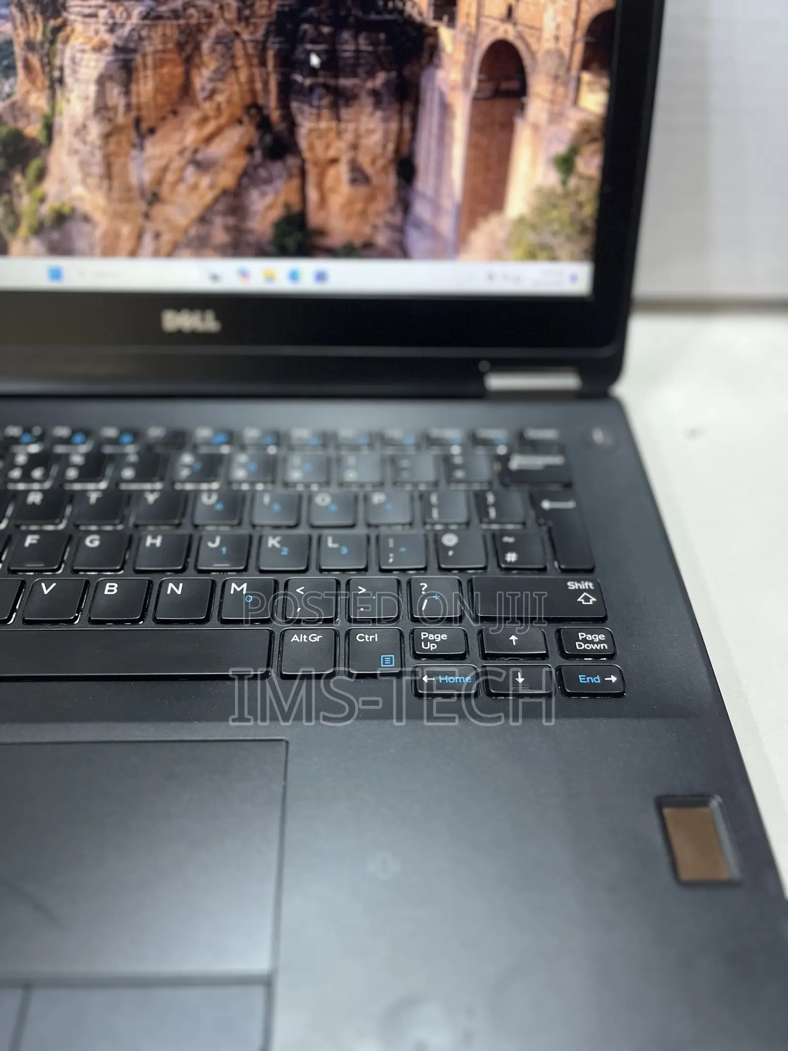 Laptop Dell Latitude 12 E7270 8GB Intel Core i5 SSD 256GB