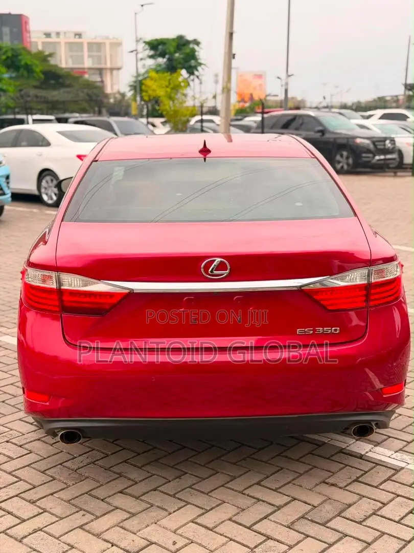 Lexus ES 2014 Red