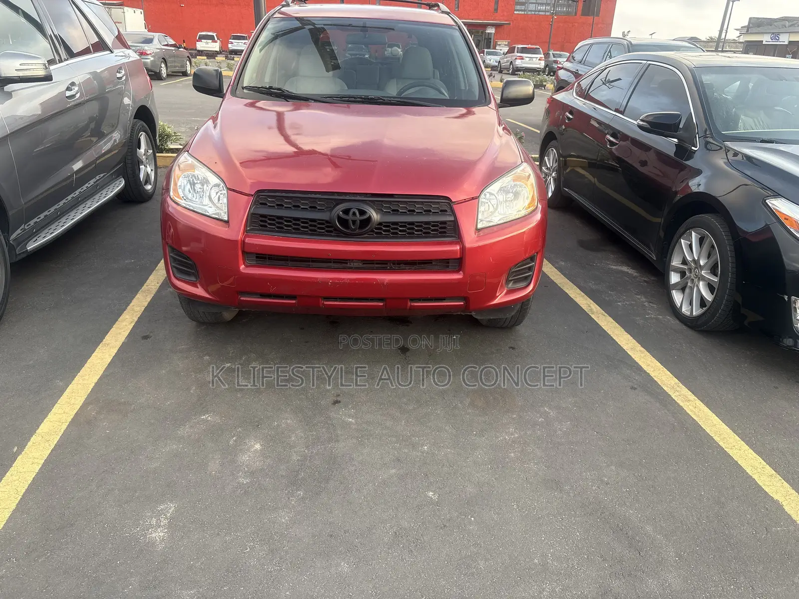 Toyota RAV4 2011 Red