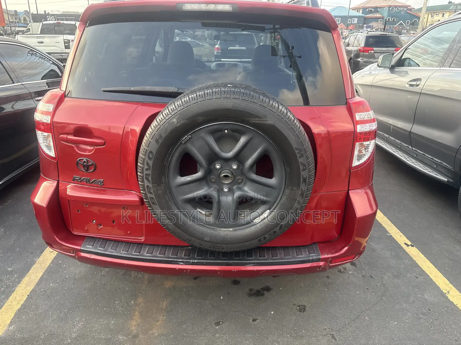 Toyota RAV4 2011 Red