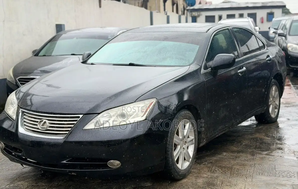 Toyota Camry SE 4dr Sedan (2.4L 4cyl 5A) 2009 Silver