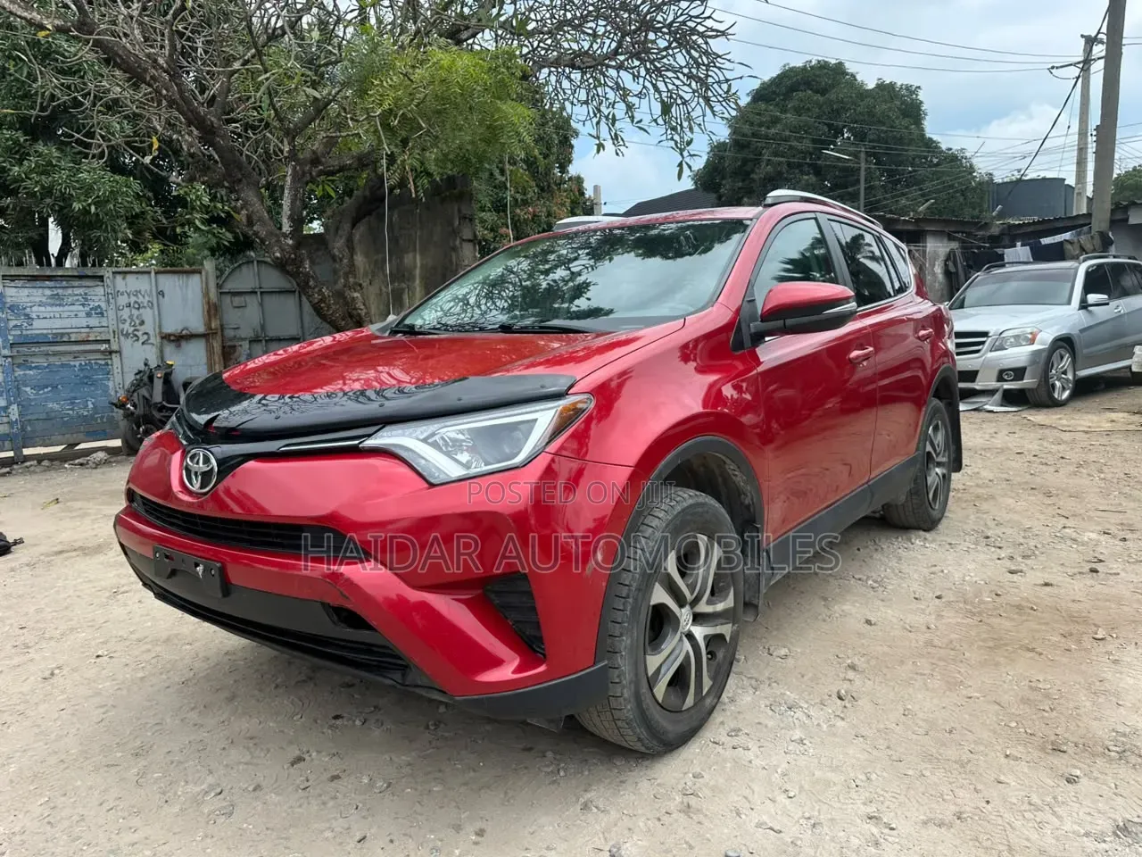 Toyota RAV4 2017 Maroon