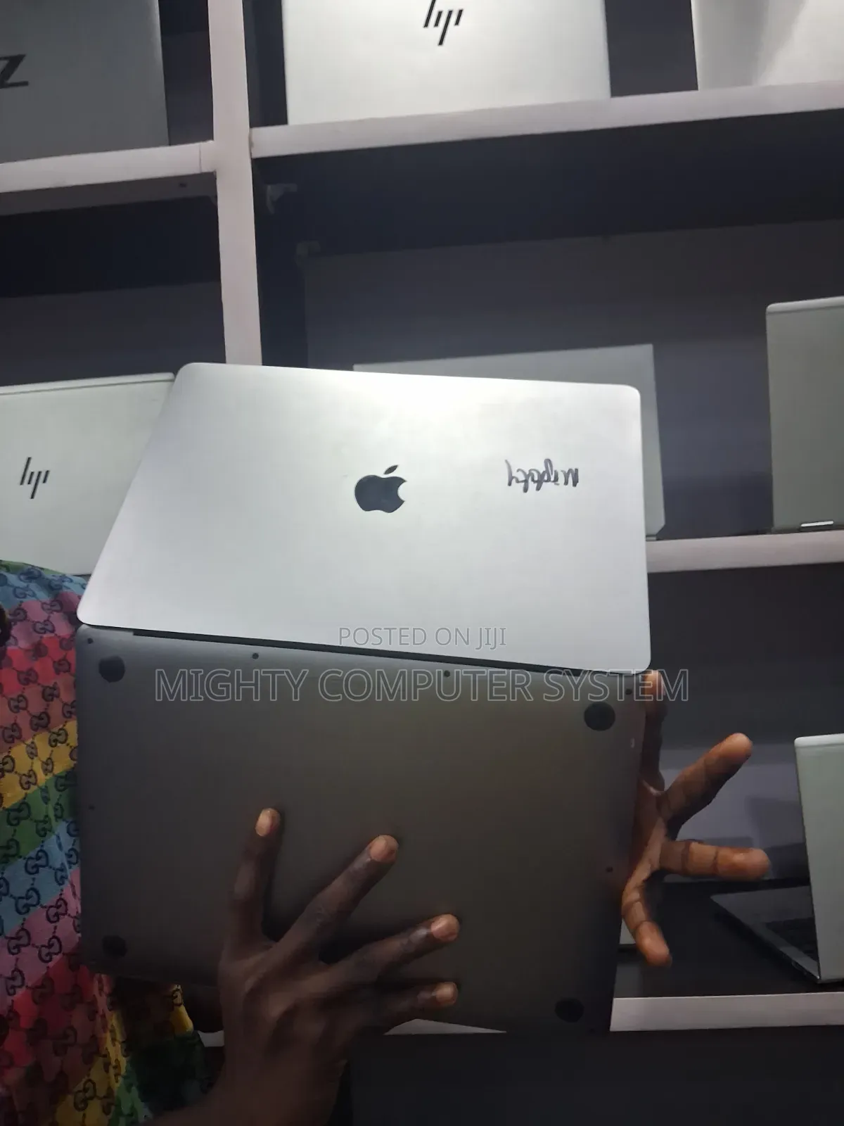 Laptop Apple MacBook Air 2020 8GB Intel SSD 256GB