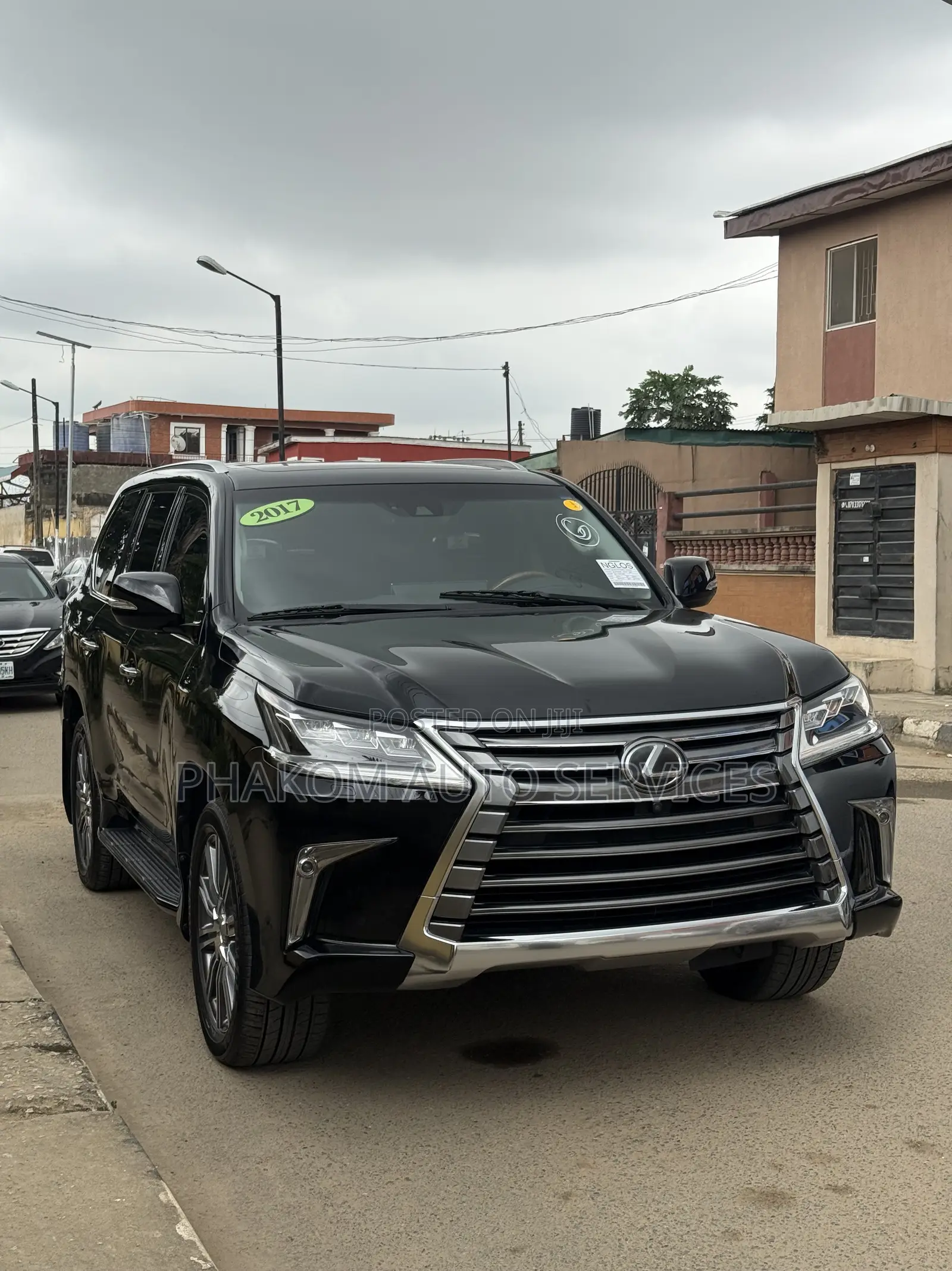 Lexus LX 570 AWD 2017 Black