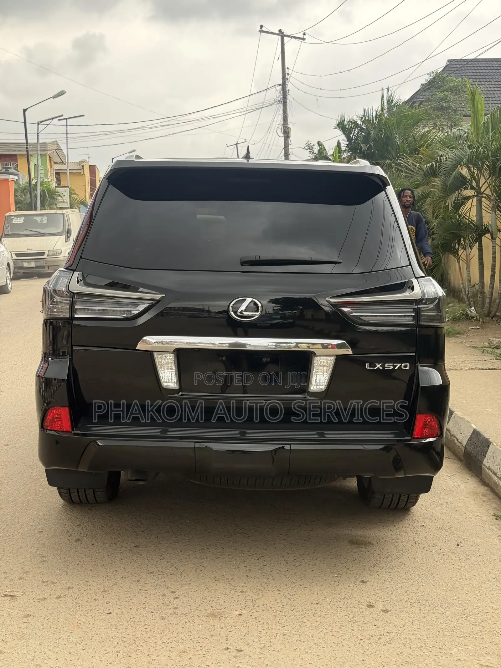 Lexus LX 570 AWD 2017 Black
