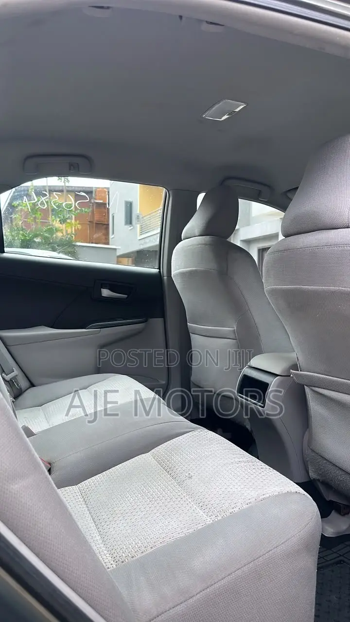 Toyota Camry LE 4dr Sedan (2.5L 4cyl 6A) 2014 Green