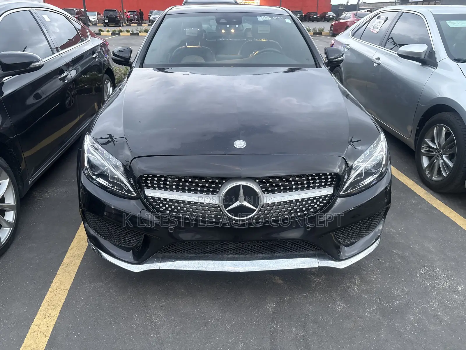 Mercedes-Benz C300 2016 Black