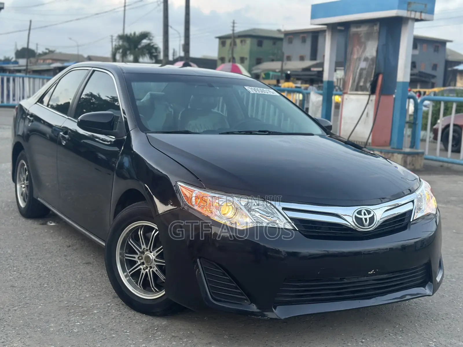 Toyota Camry LE 4dr Sedan (2.5L 4cyl 6A) 2014 Black
