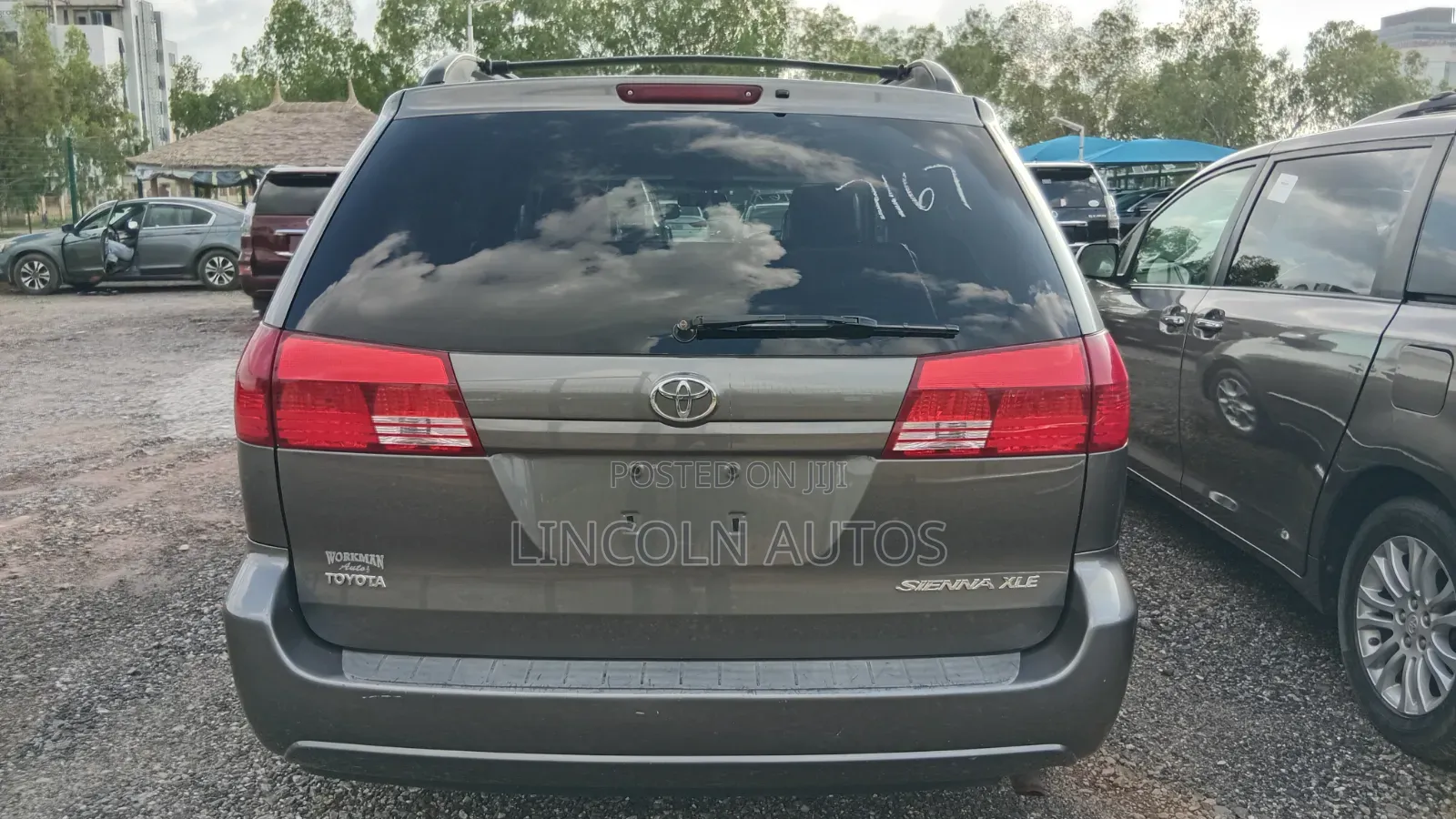 Toyota Sienna XLE Limited AWD 2005 Gray