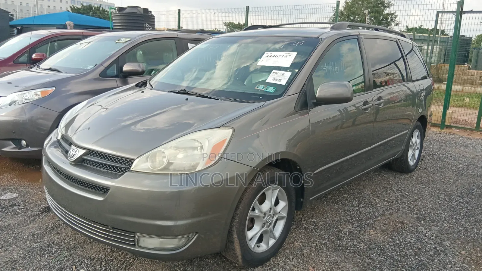 Toyota Sienna XLE Limited AWD 2005 Gray
