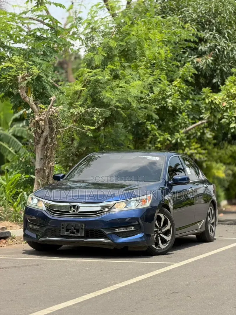Honda Accord 2016 Blue
